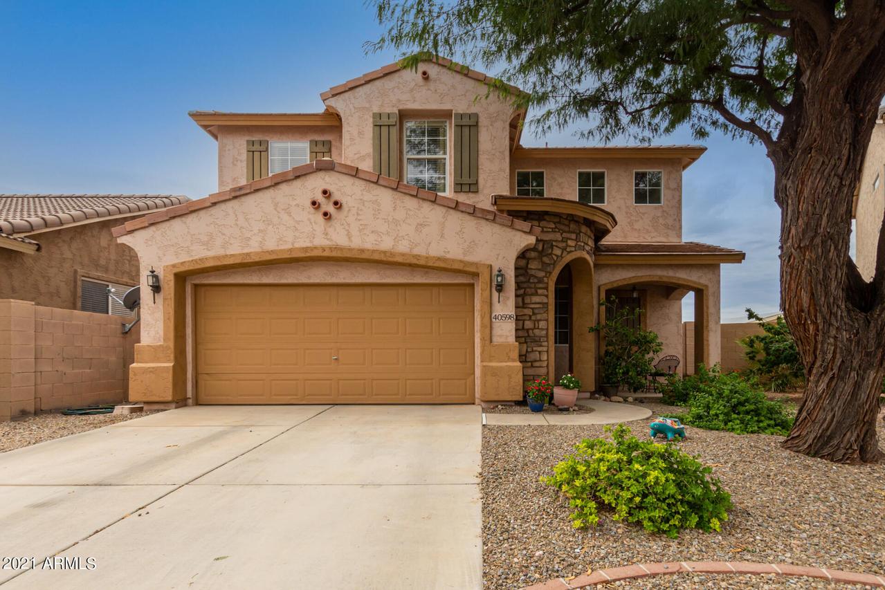 40598 N Domiano St., San Tan Valley, AZ 85140