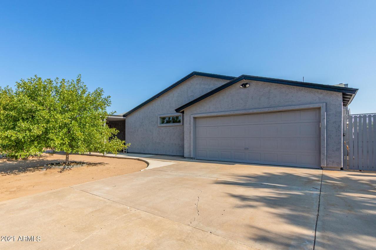 6913 W Cypress St., Phoenix, AZ 85035