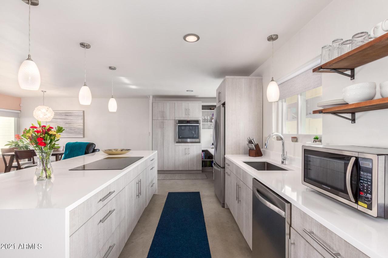 100 W Maryland Ave. #L1, Phoenix, AZ 85013