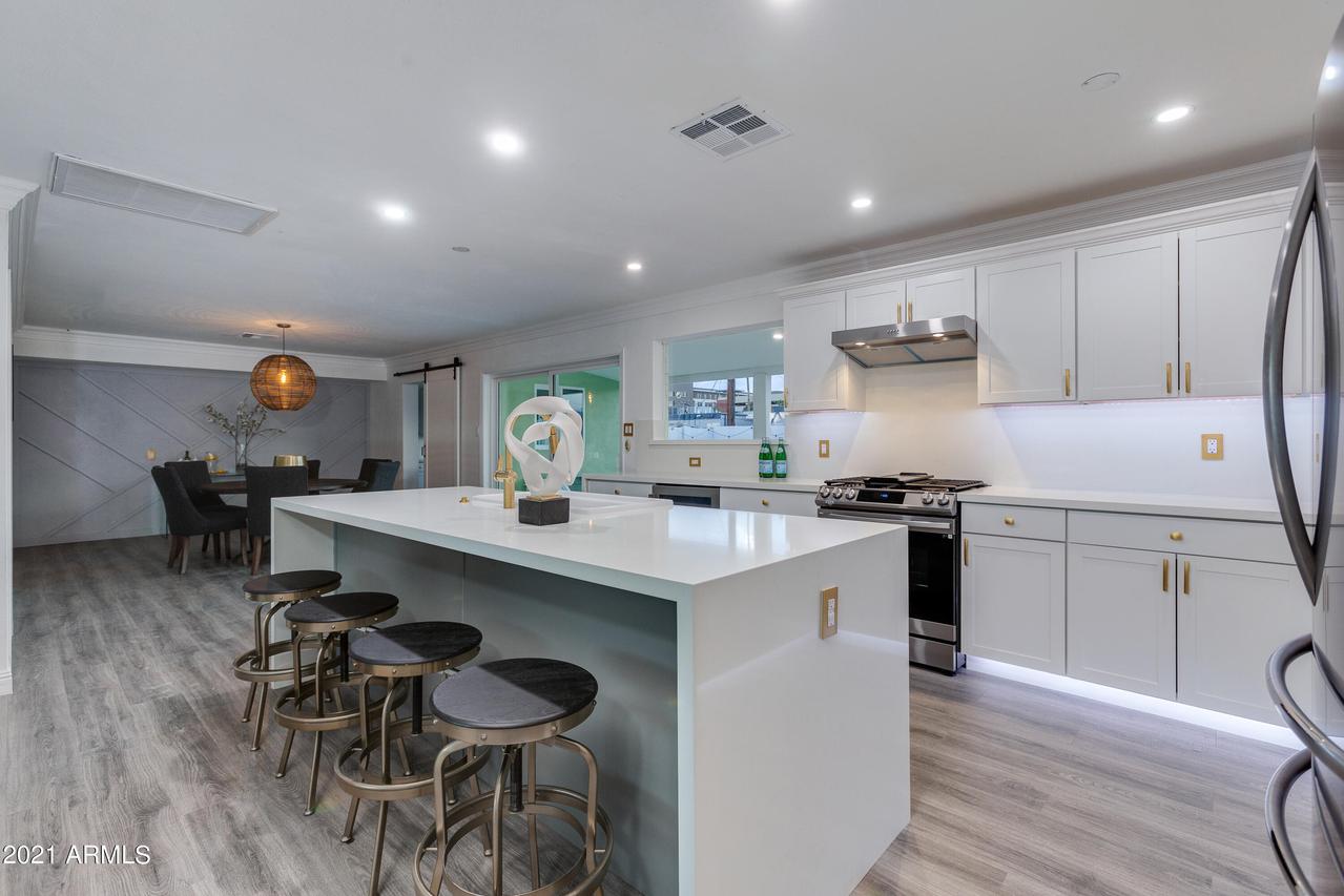 7242 E Latham St., Scottsdale, AZ 85257