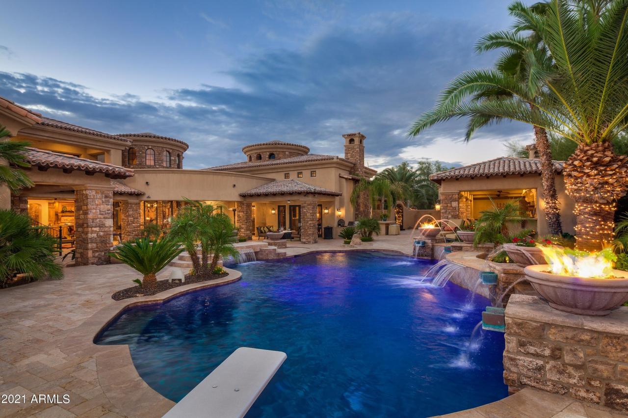 11549 E Cochise Dr., Scottsdale, AZ 85259