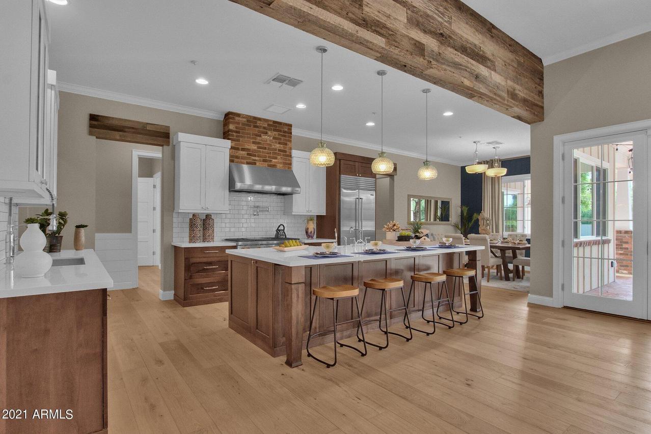 10648 N 100th St., Scottsdale, AZ 85260