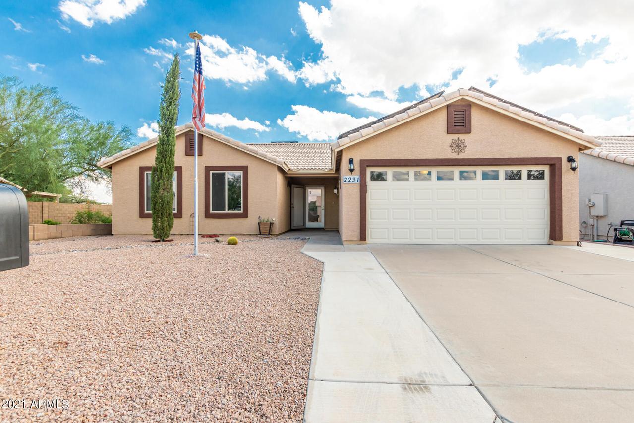 2231 W 17th Ave., Apache Junction, AZ 85220
