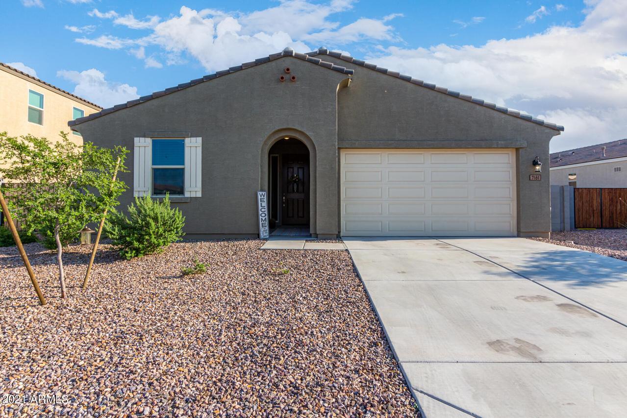 7161 E Eagle Nest Way, San Tan Valley, AZ 85143