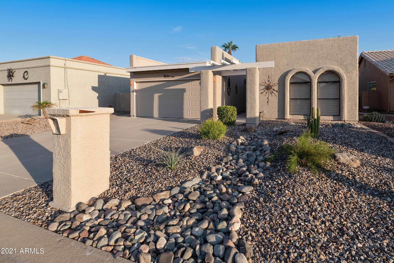 10605 E Sunnydale Dr., Sun Lakes, AZ 85248