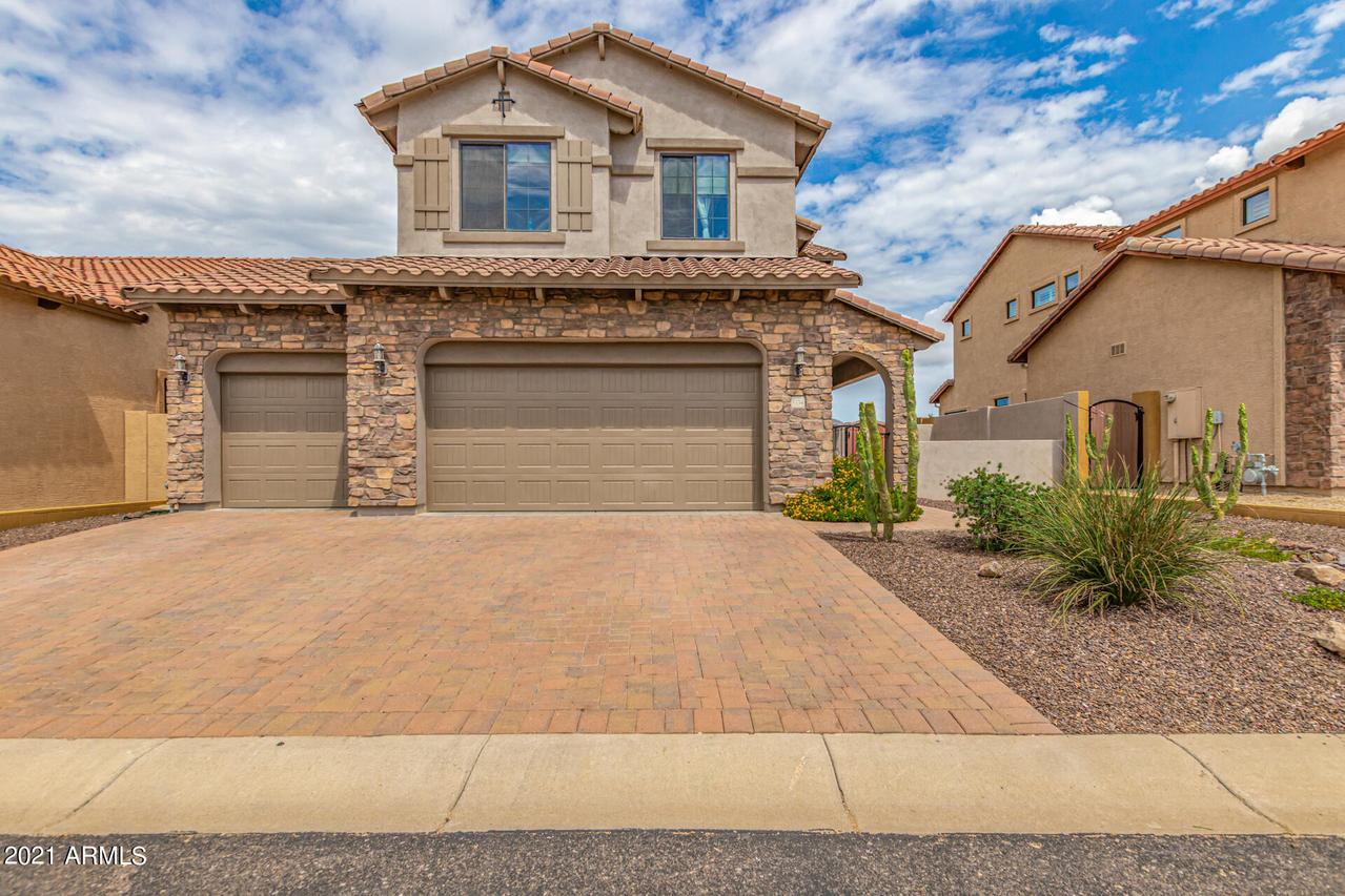 8334 E Inca St., Mesa, AZ 85207