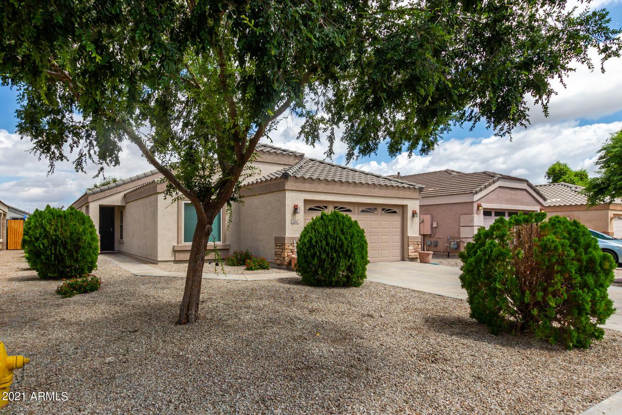 1268 E Maddison St., San Tan Valley, AZ 85140