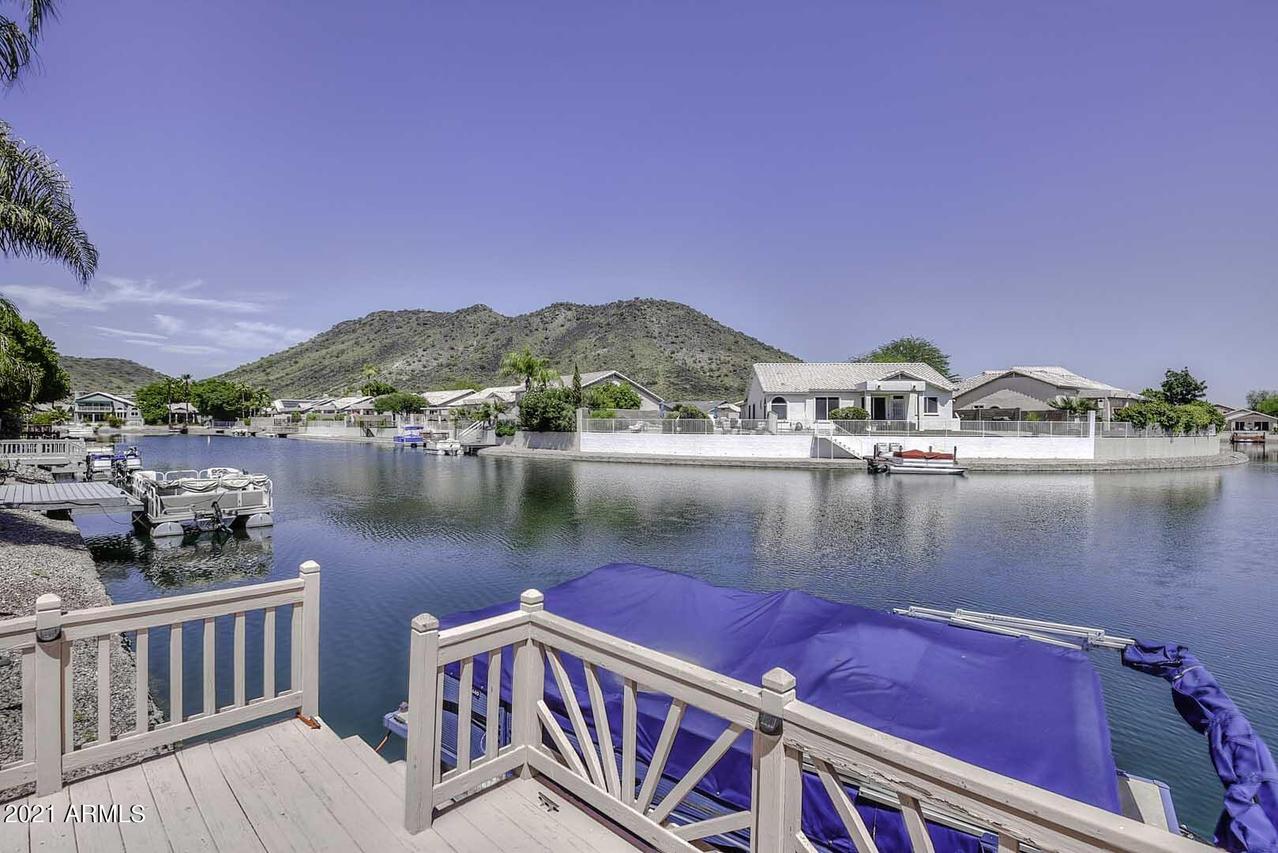 20263 N 52nd Dr., Glendale, AZ 85308