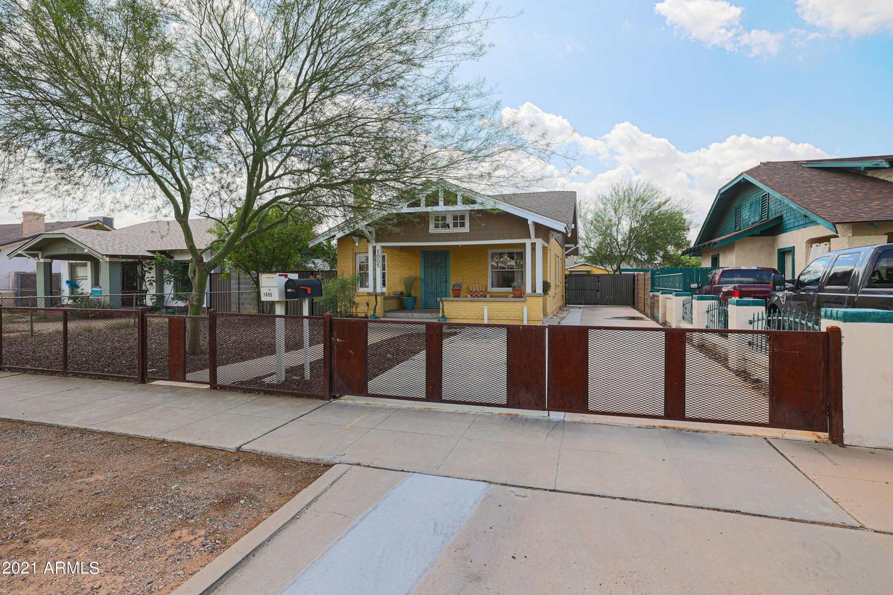 1005 E Moreland St., Phoenix, AZ 85006