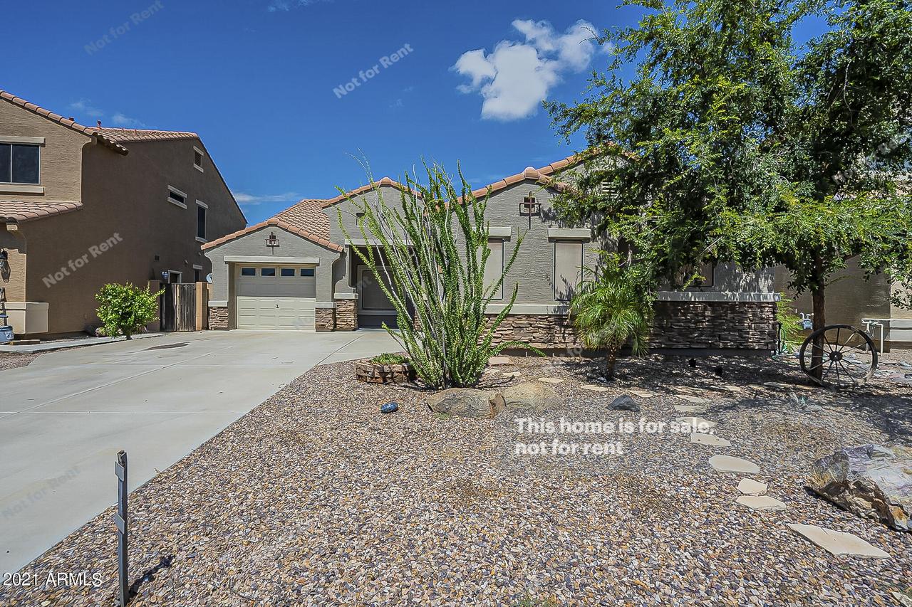 894 E Penny Ln., San Tan Valley, AZ 85140