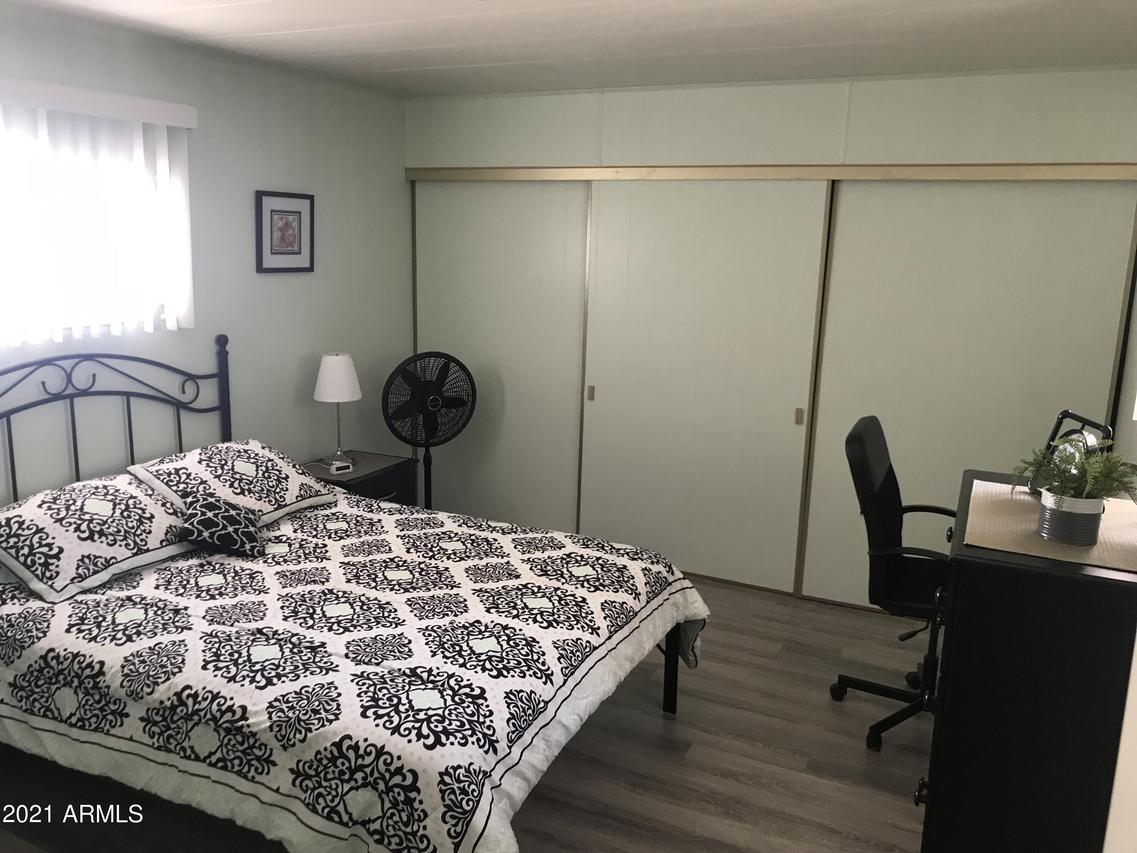 5813 E Leonora St., Mesa, AZ 85215