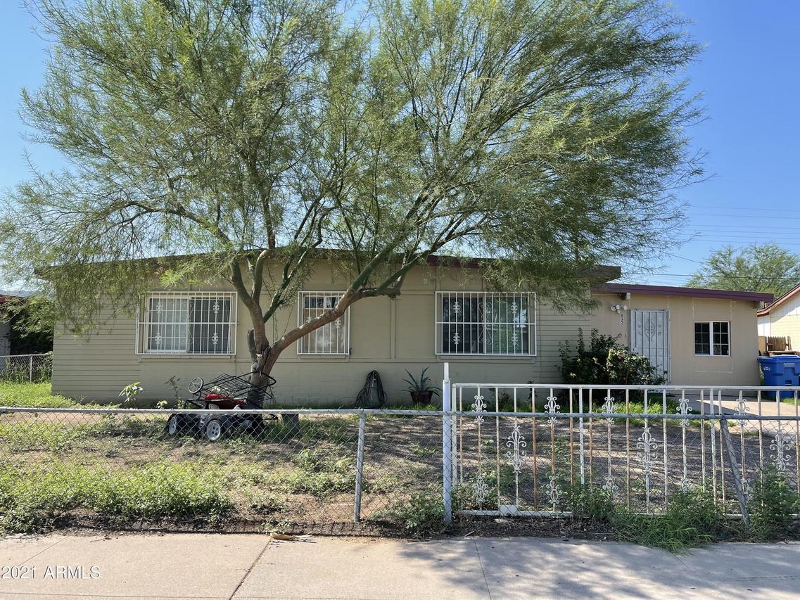 835 E Carson Rd., Phoenix, AZ 85042