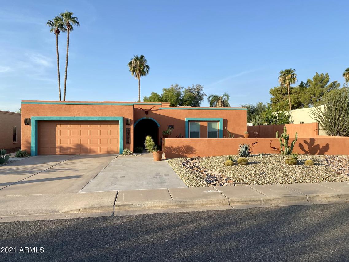 4533 E Sunrise Dr., Phoenix, AZ 85044