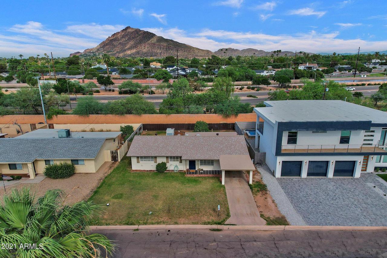 6724 E 1st Ave., Scottsdale, AZ 85251