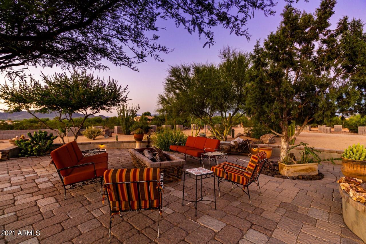 37834 N 19th Ave., Phoenix, AZ 85086