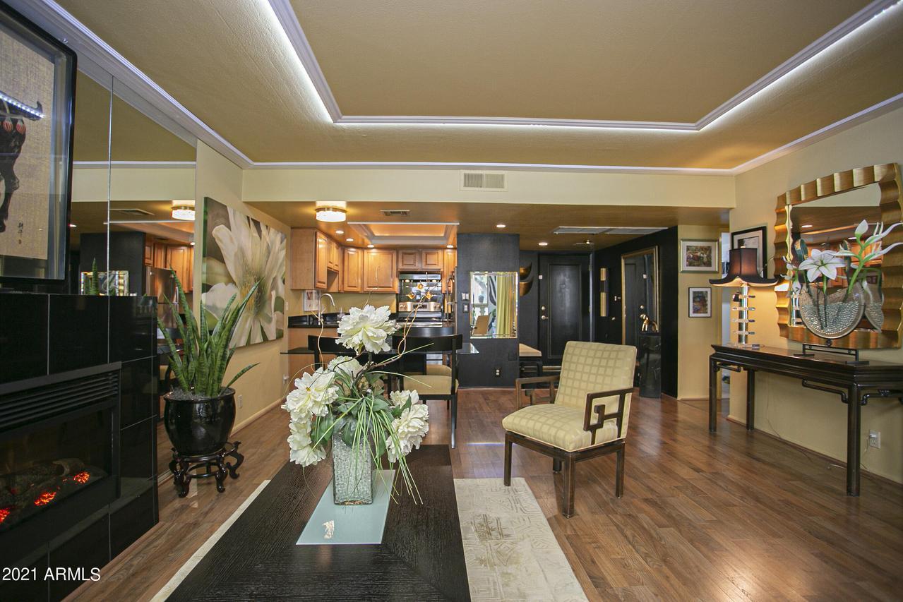 7930 E Camelback Rd. #108, Scottsdale, AZ 85251