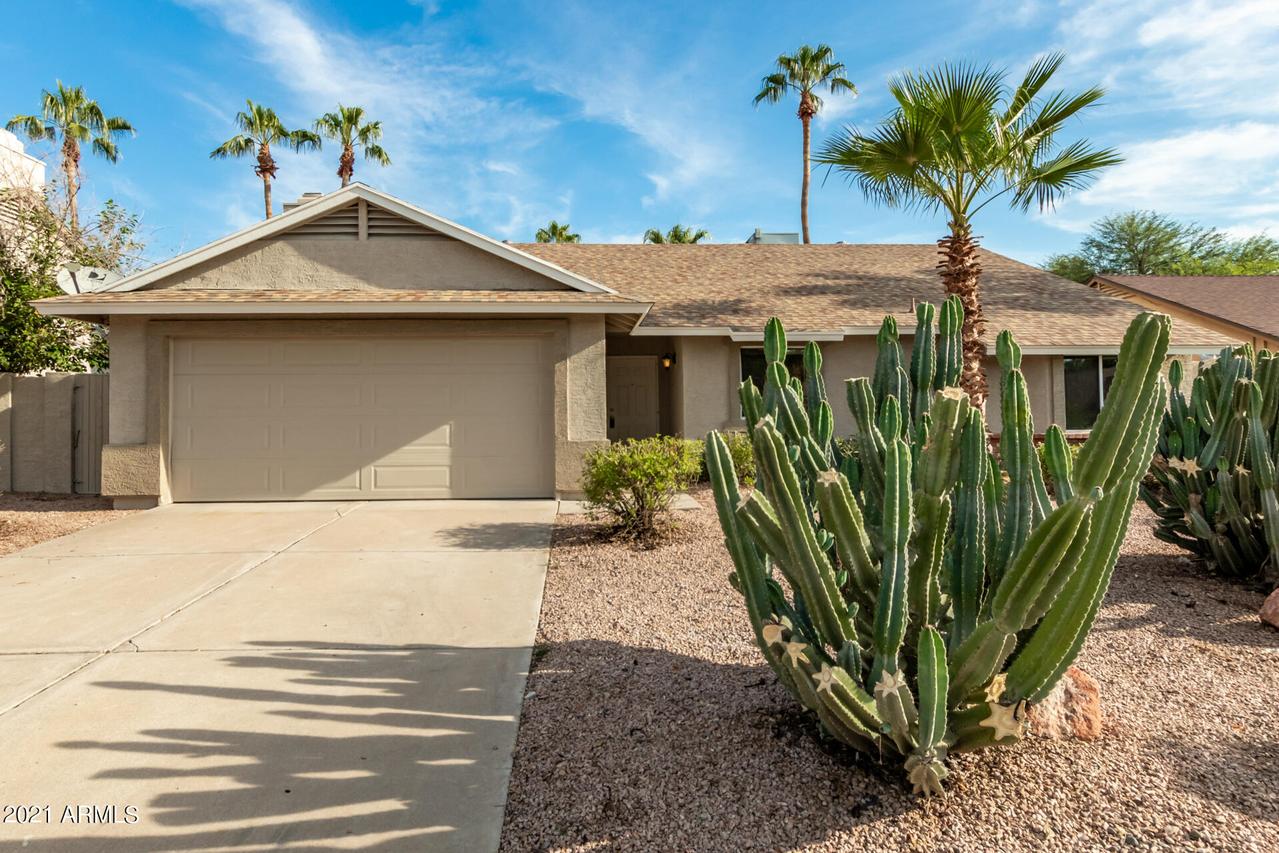 6242 E Carolina Dr., Scottsdale, AZ 85254