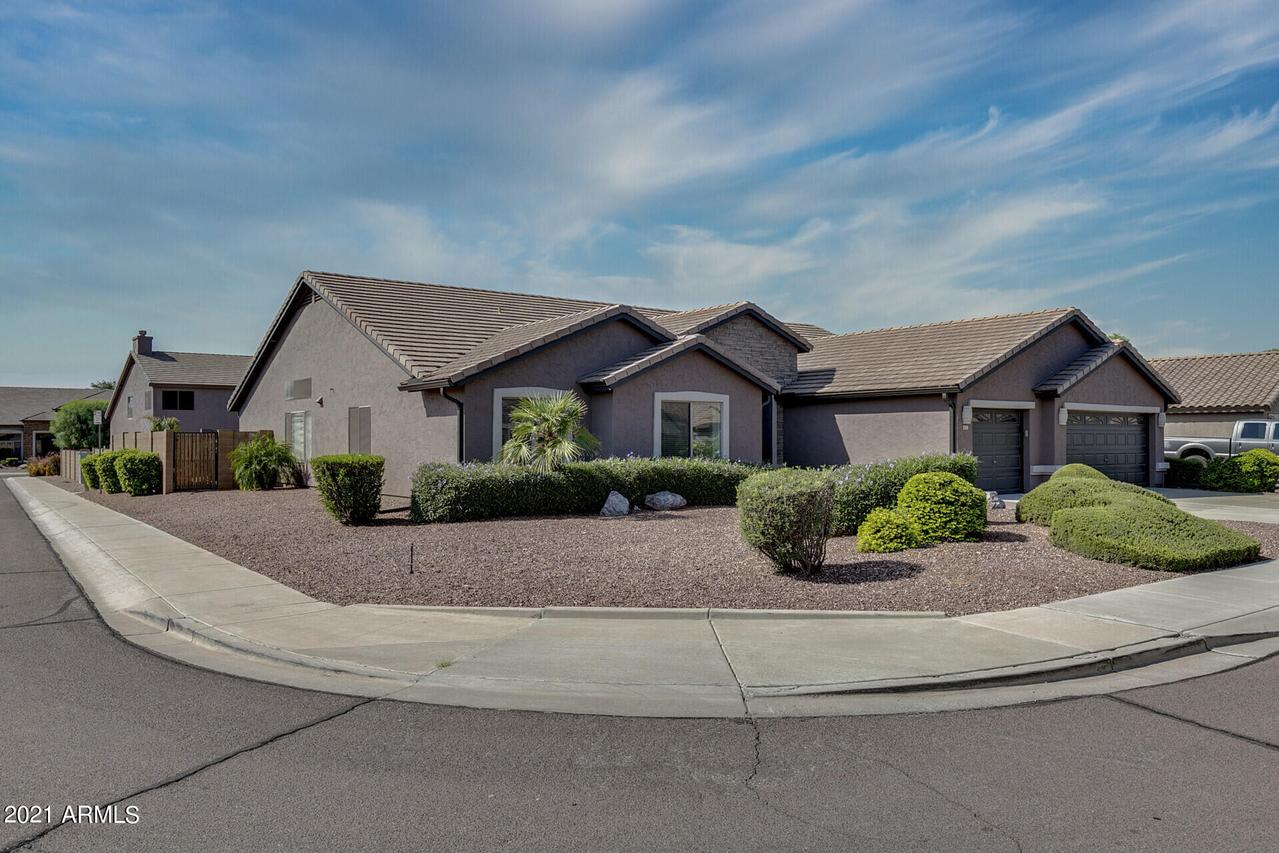 8527 W Melinda Ln., Peoria, AZ 85382