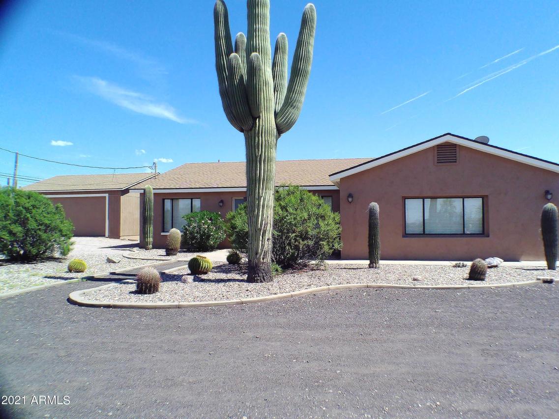 2649 N 82nd St., Mesa, AZ 85207