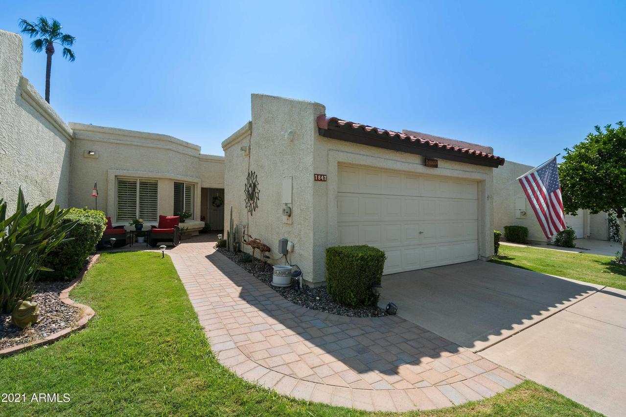 7847 E Mariposa Way, Mesa, AZ 85208