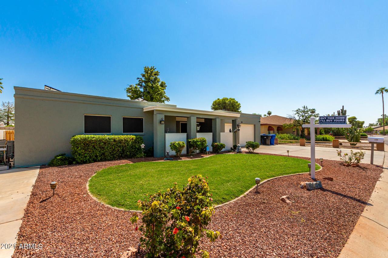 511 S Essex Ln., Mesa, AZ 85208