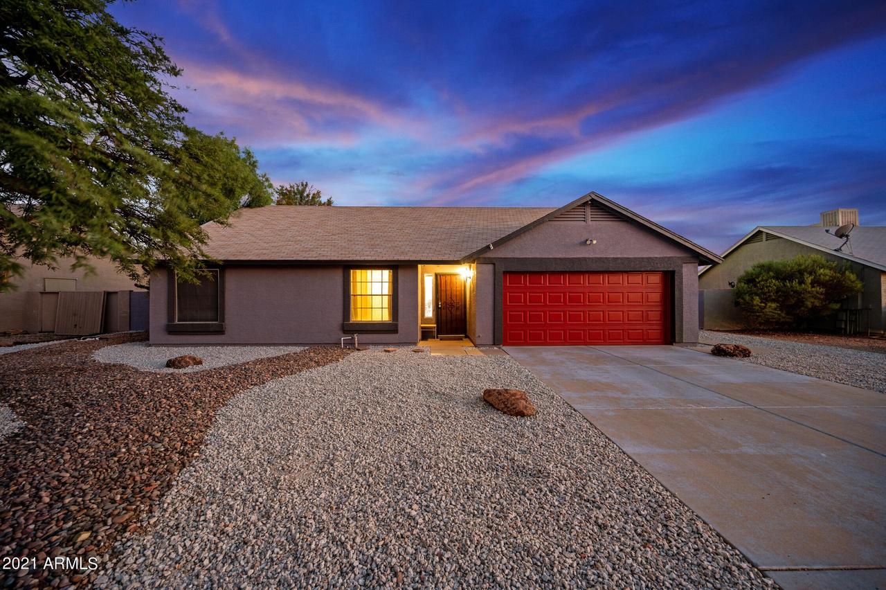 8715 W Lawrence Ln., Peoria, AZ 85345