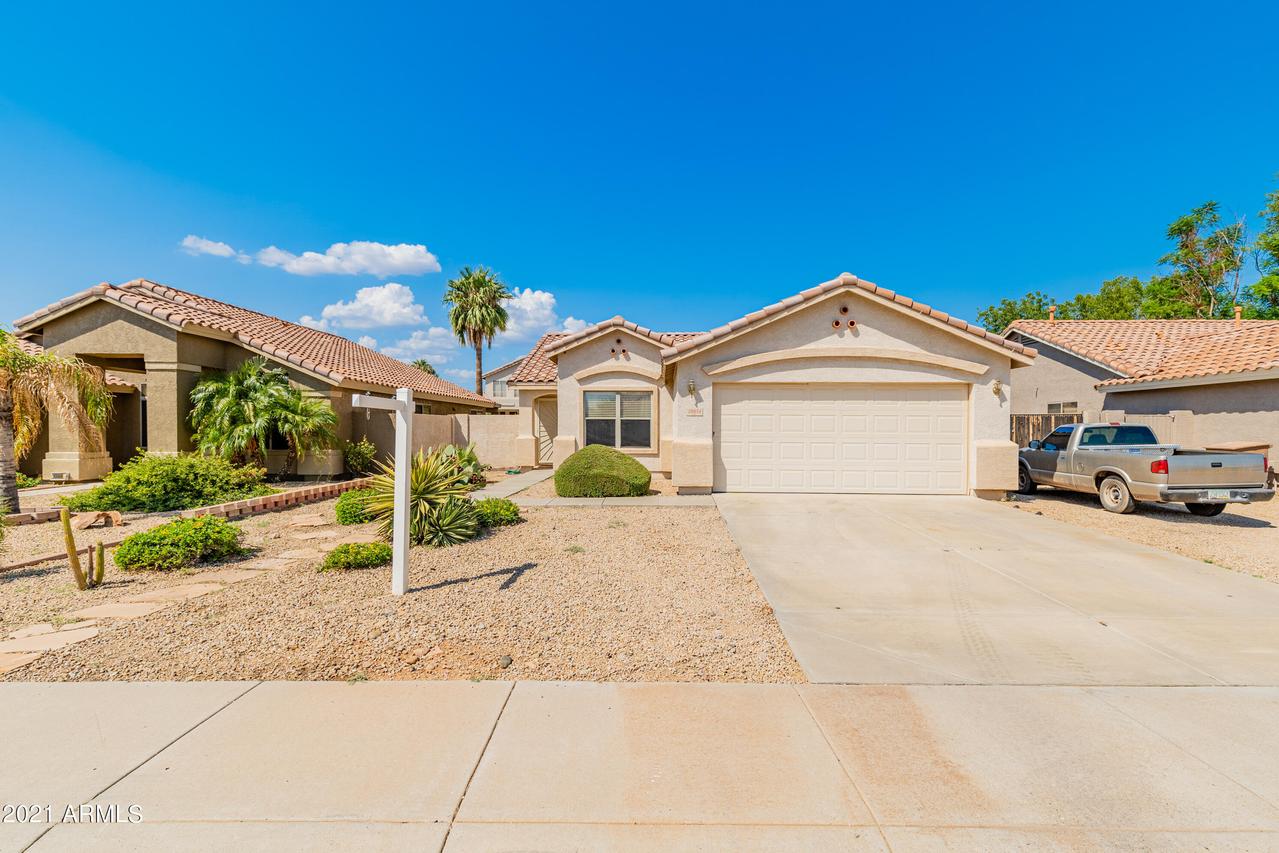 10854 W Sands Dr., Sun City, AZ 85373