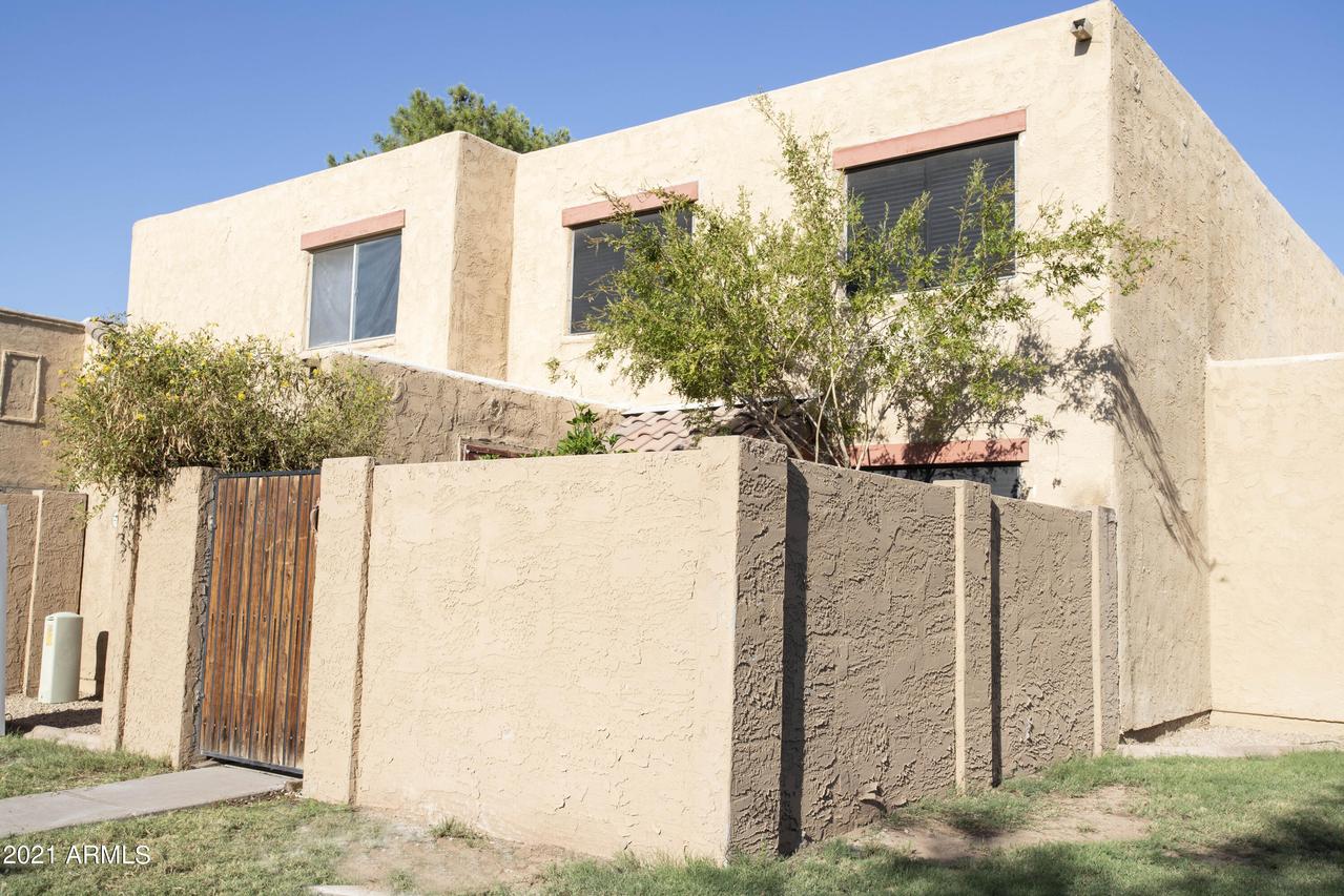 948 S Alma School Rd. #88, Mesa, AZ 85210