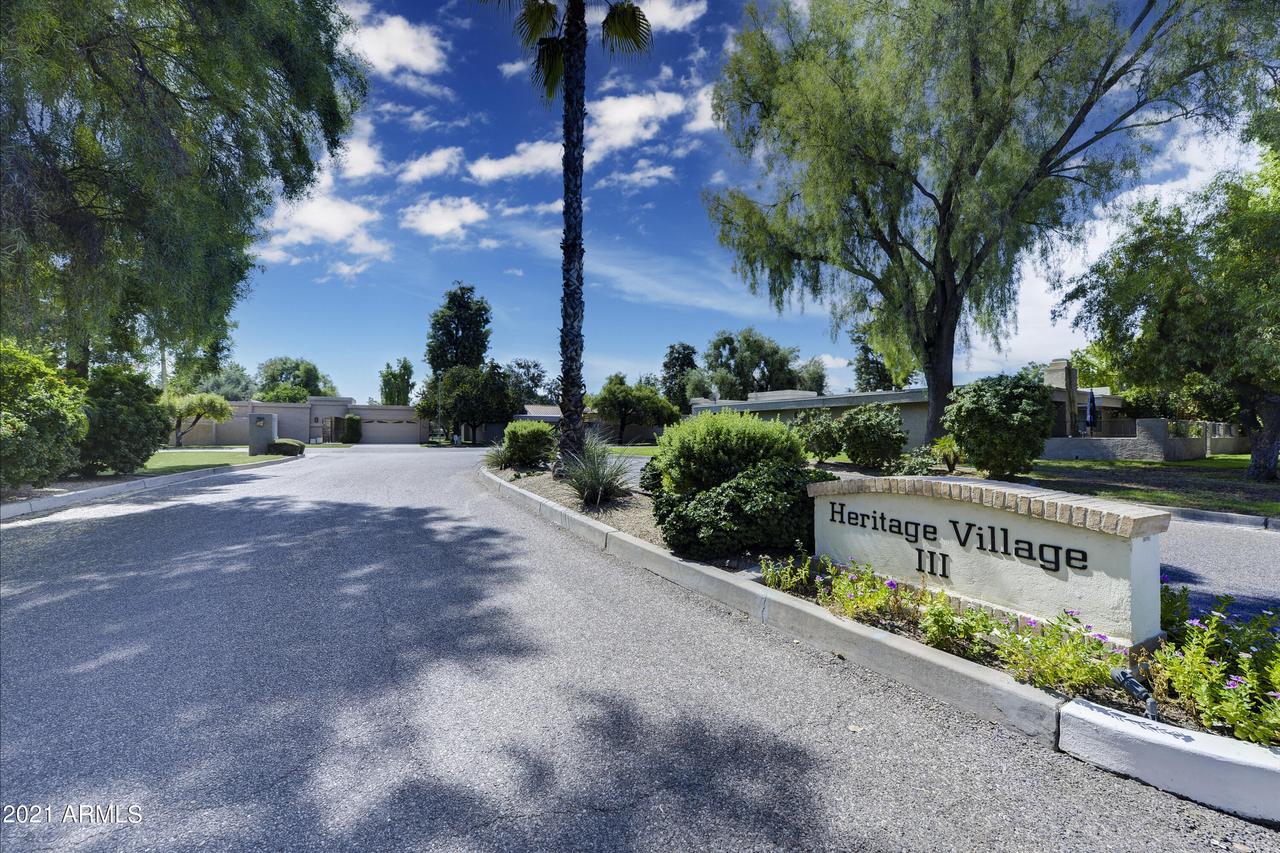 8203 E Del Caverna Dr., Scottsdale, AZ 85258