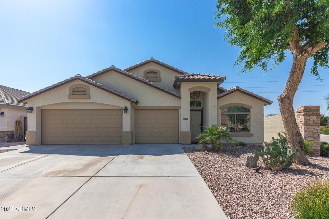 1265 W Dana Dr., San Tan Valley, AZ 85143