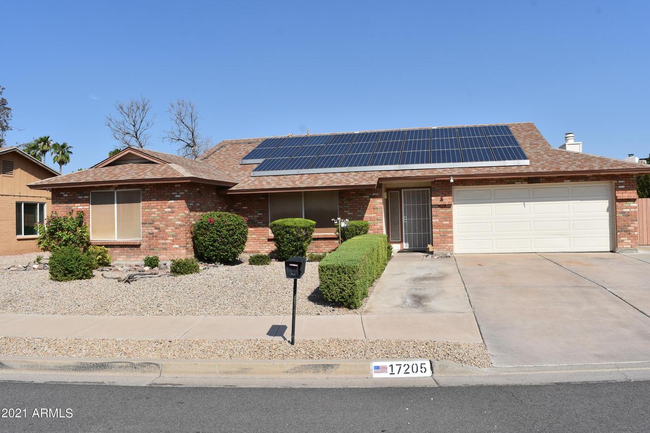 17205 N Lindner Dr., Glendale, AZ 85308