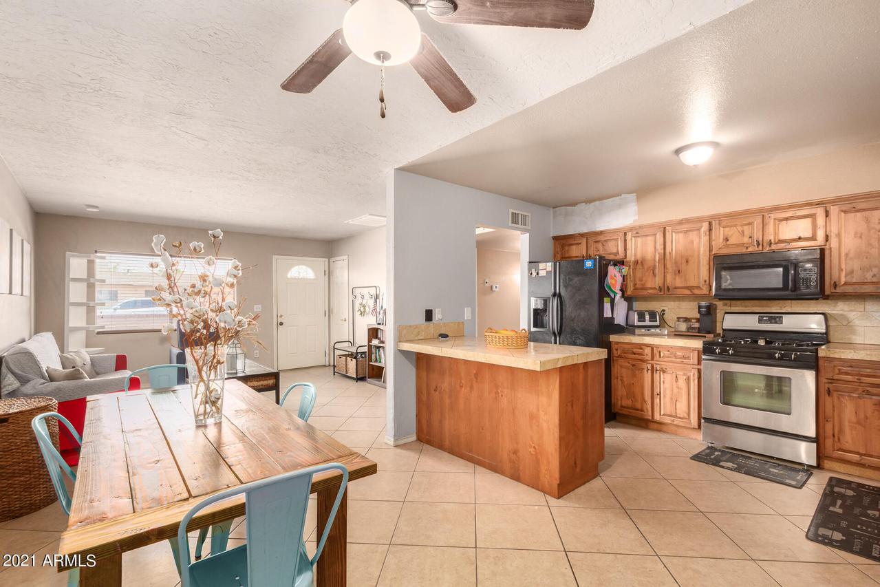 14110 N 4th Ave., El Mirage, AZ 85335