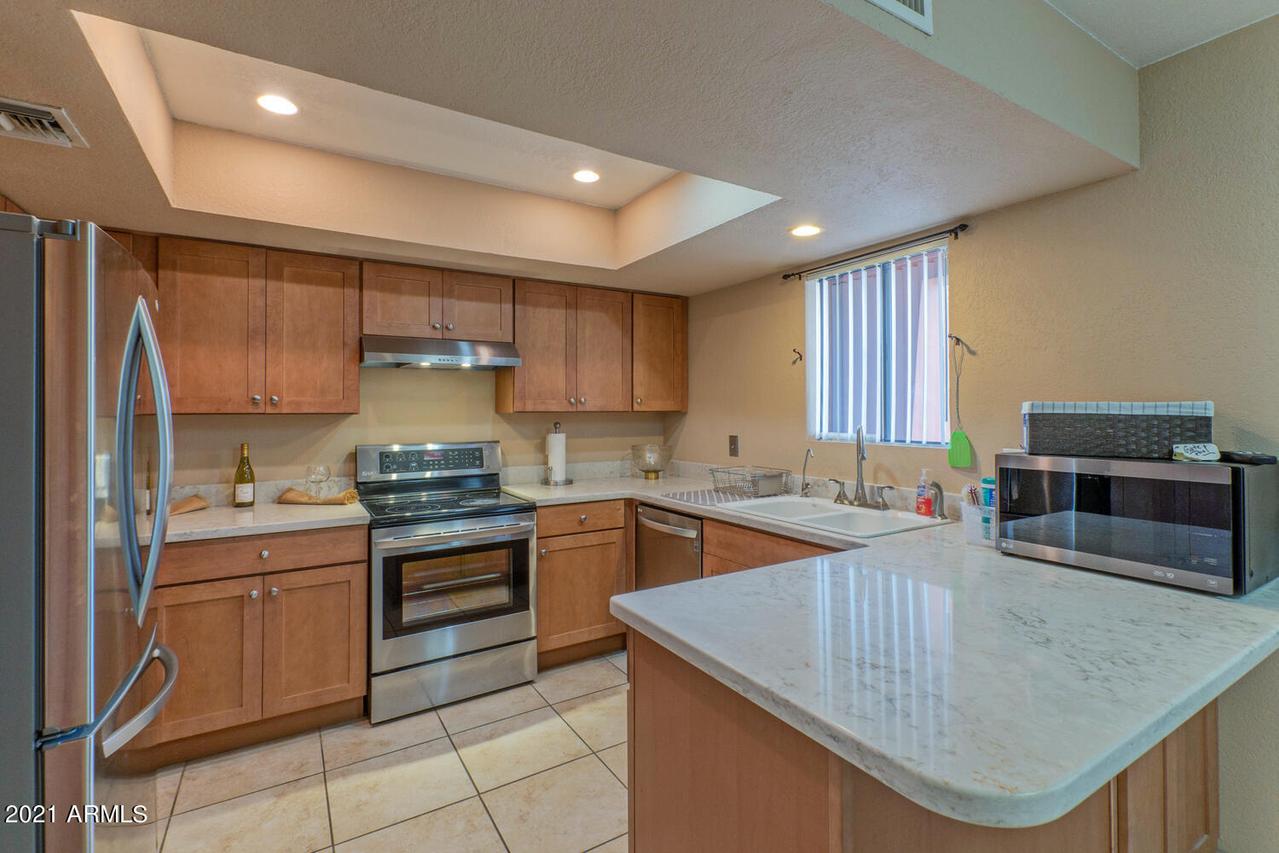 4303 E Cactus Rd. #103, Phoenix, AZ 85032