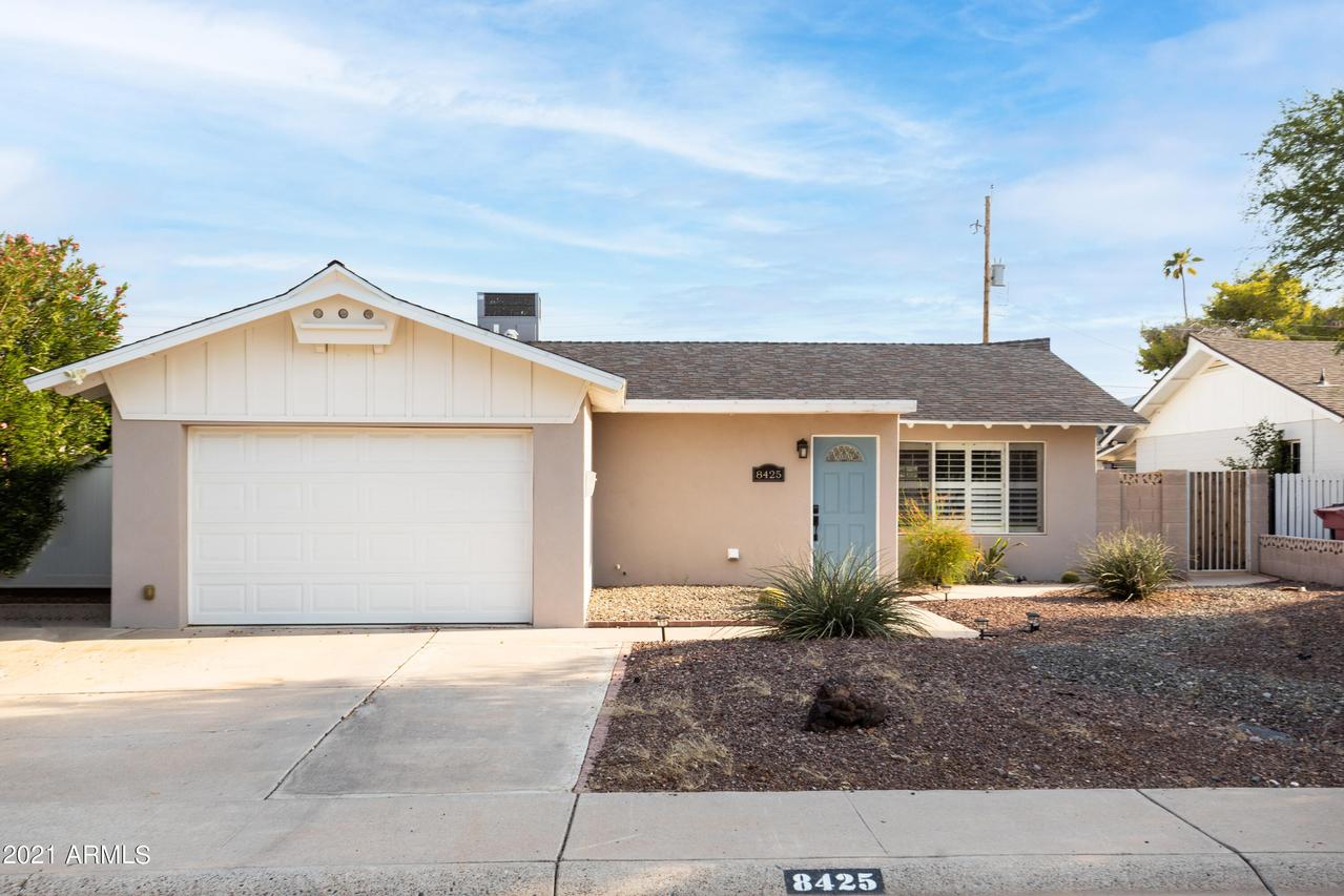 8425 E Orange Blossom Ln. #WOW, Scottsdale, AZ 85250