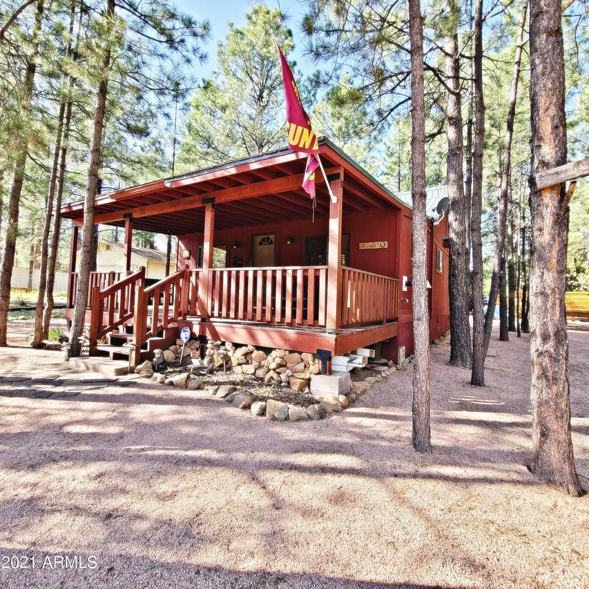 2866 Big Pine Rd., Overgaard, AZ 85933