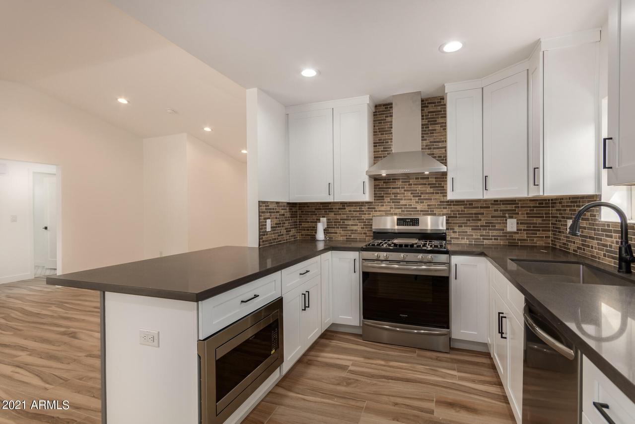 4202 N 20th St., Phoenix, AZ 85016