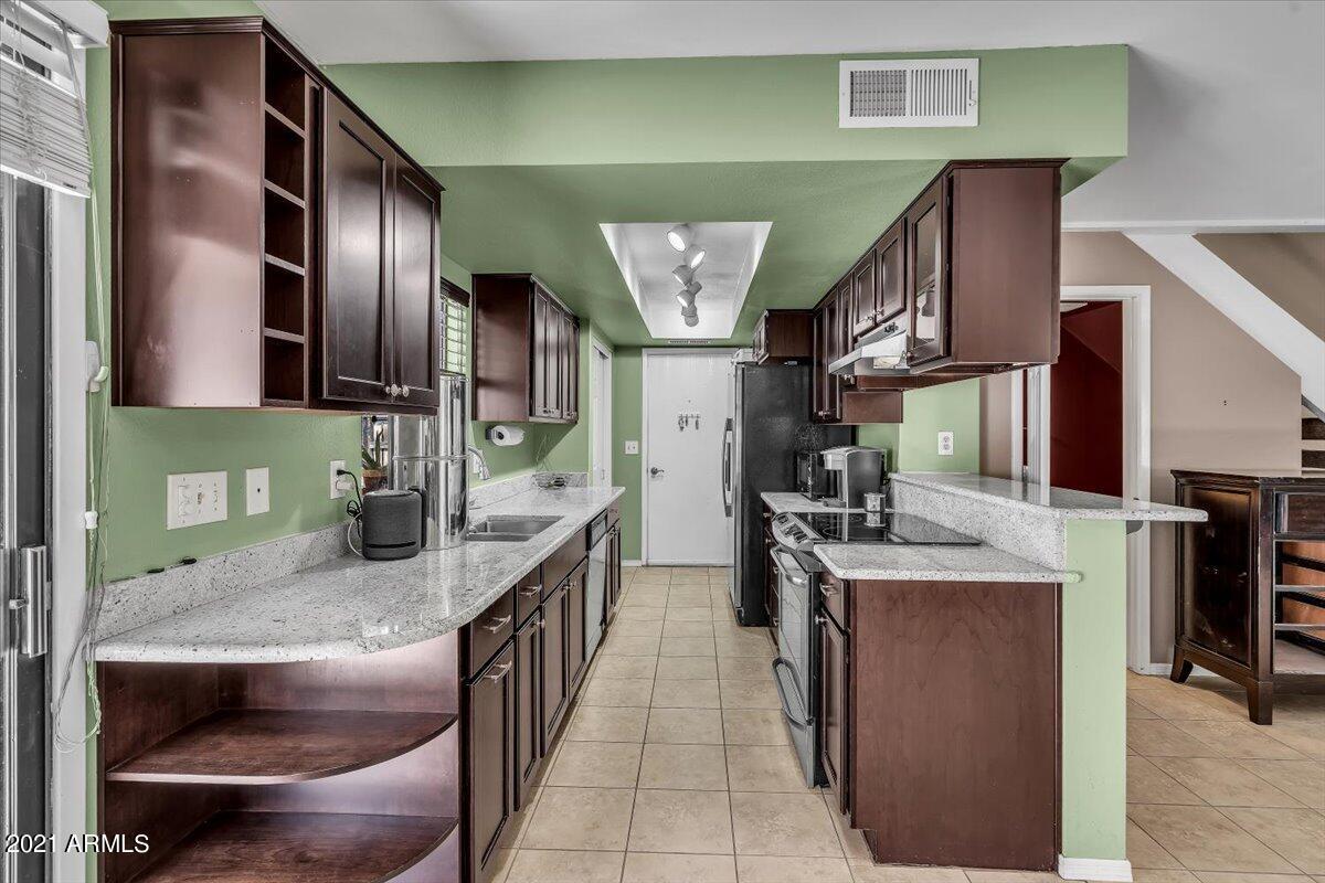 8837 S 48th St. #1, Phoenix, AZ 85044