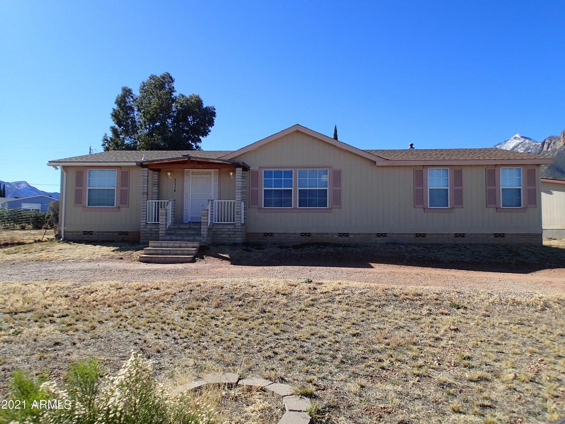 5176 E Davis St., Hereford, AZ 85615