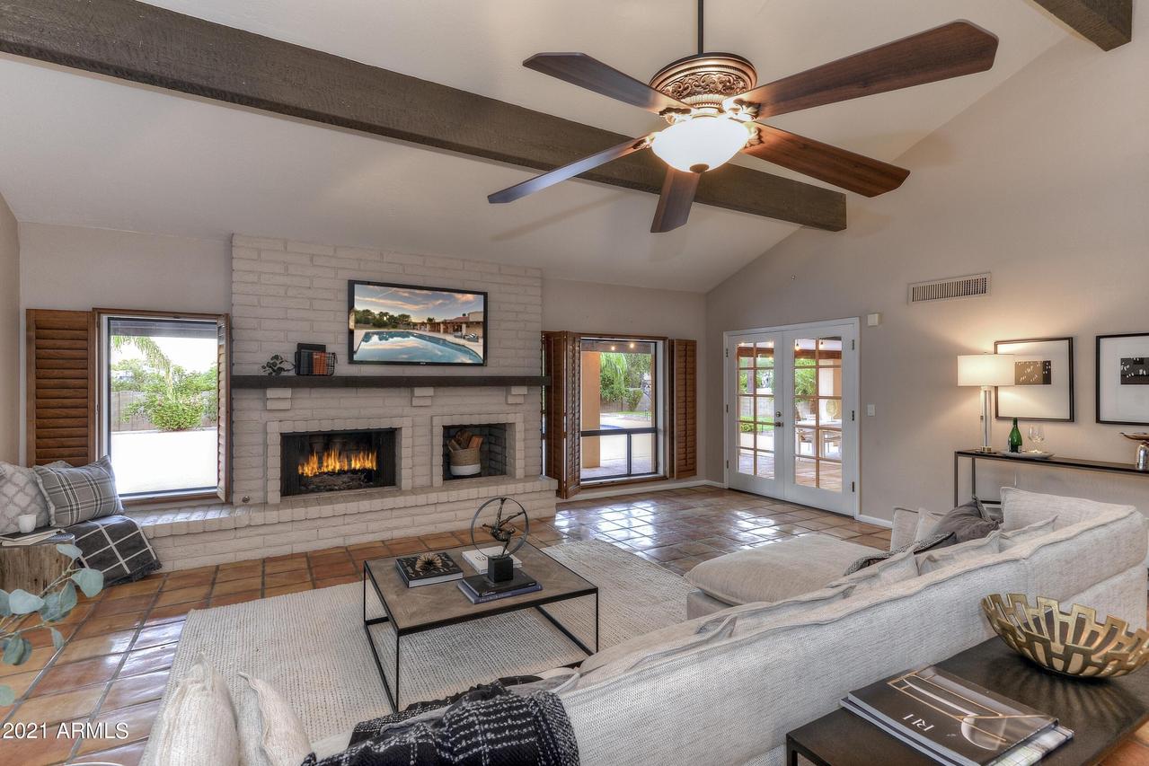 7363 E Paradise Dr., Scottsdale, AZ 85260