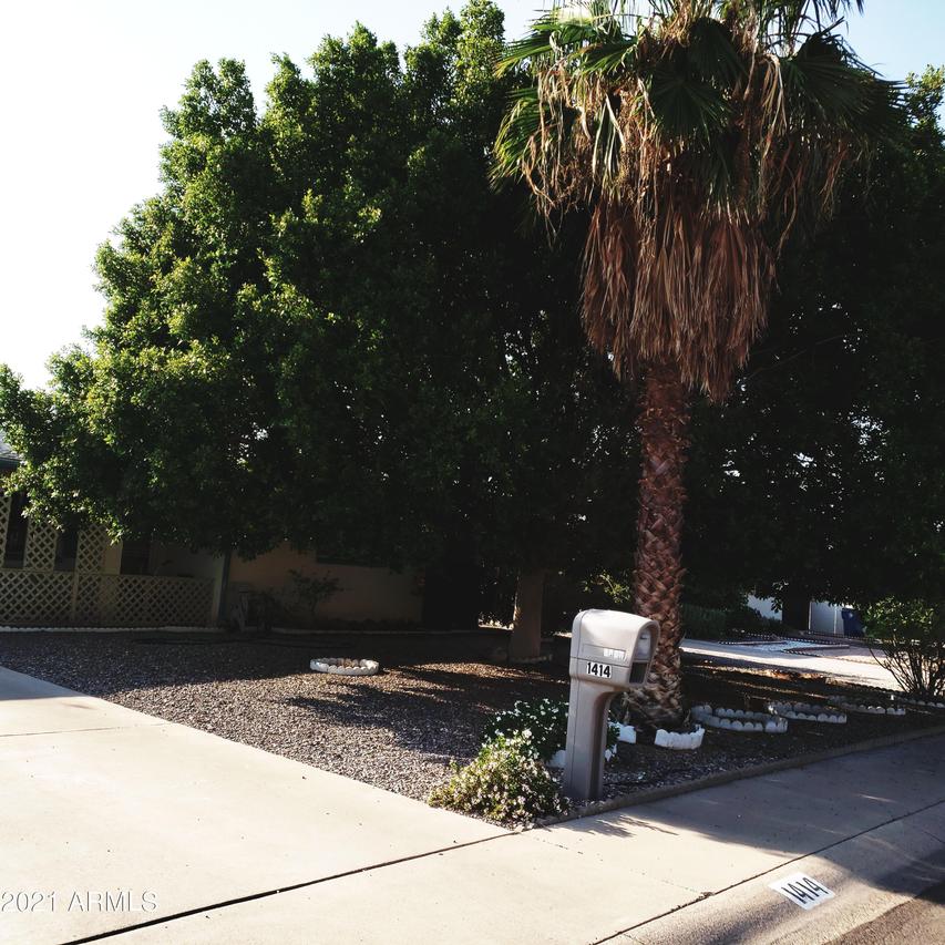 1414 S Grand Dr., Apache Junction, AZ 85120