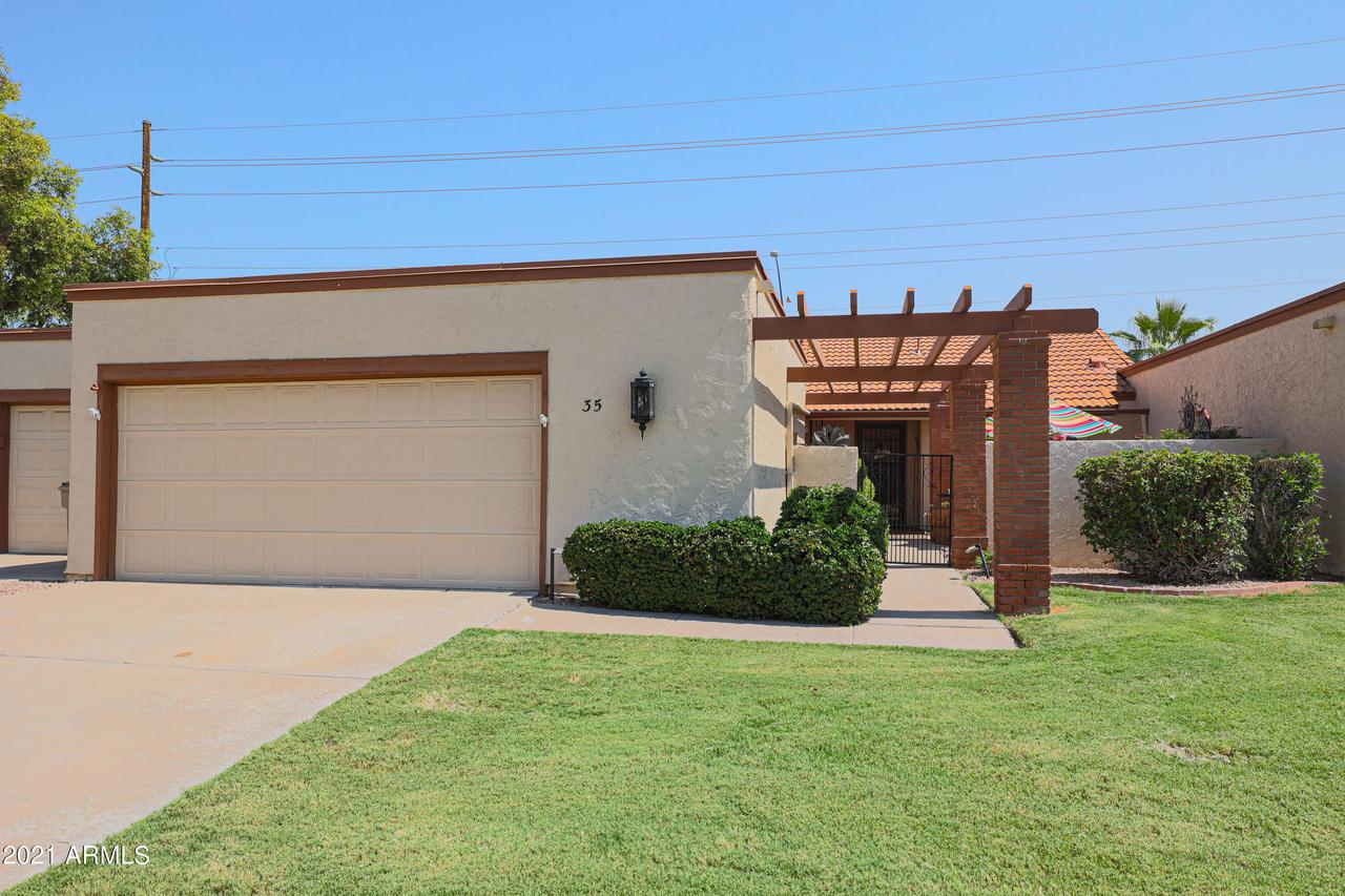 35 Leisure World, Mesa, AZ 85206