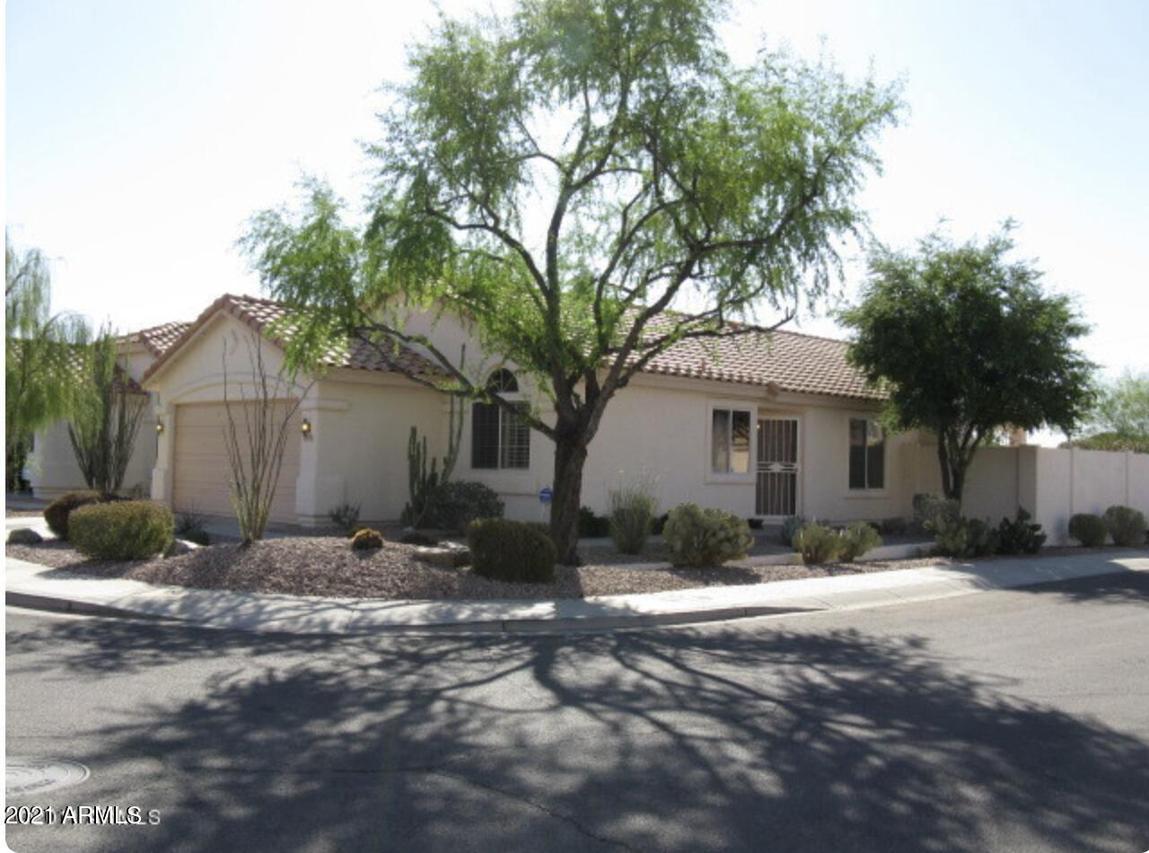 2015 E Glenhaven Dr., Phoenix, AZ 85048