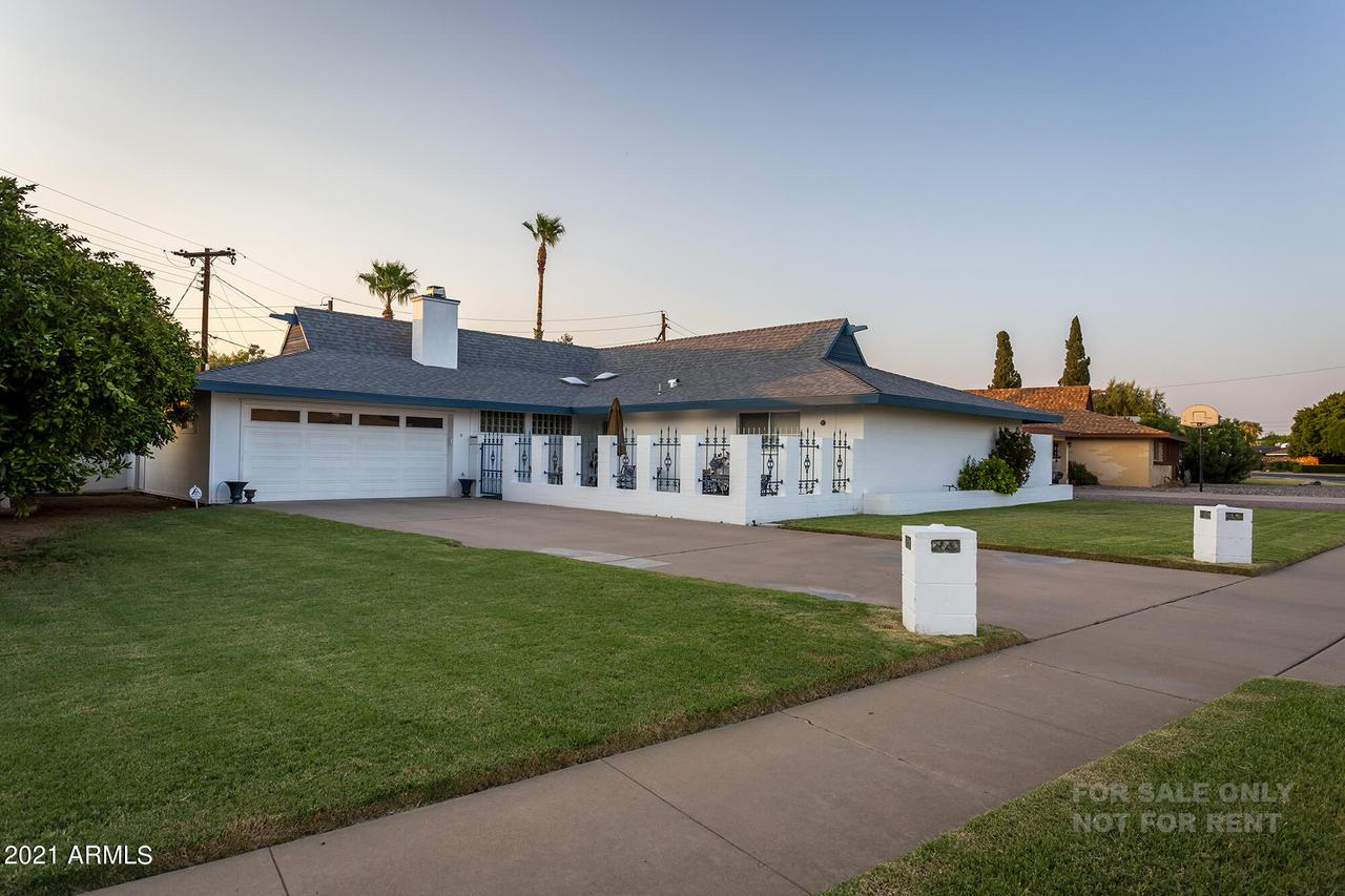 7730 N 33rd Dr., Phoenix, AZ 85051