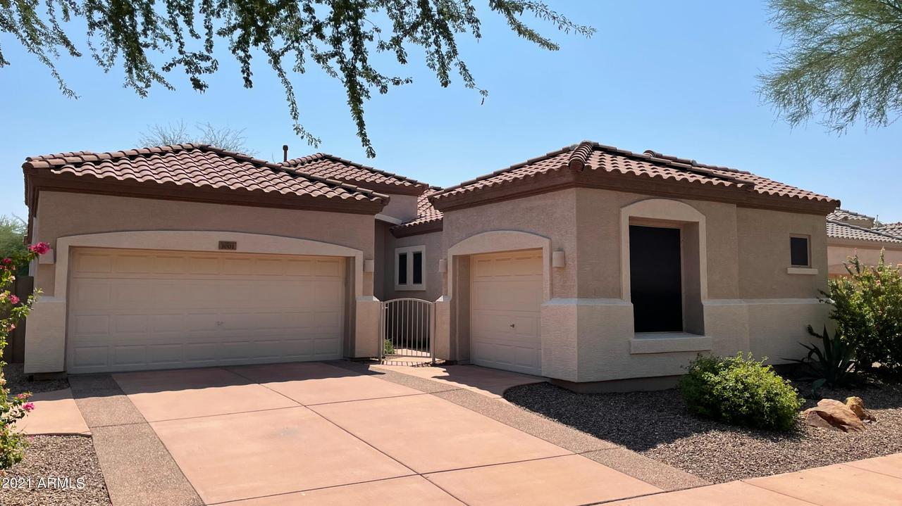 3001 W Espartero Way, Phoenix, AZ 85086