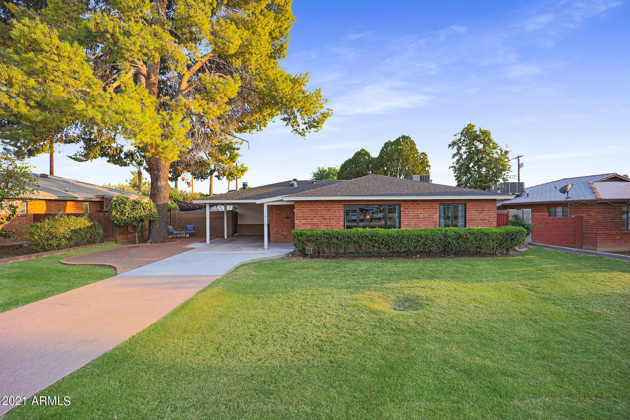 1939 E Solano Dr., Phoenix, AZ 85016
