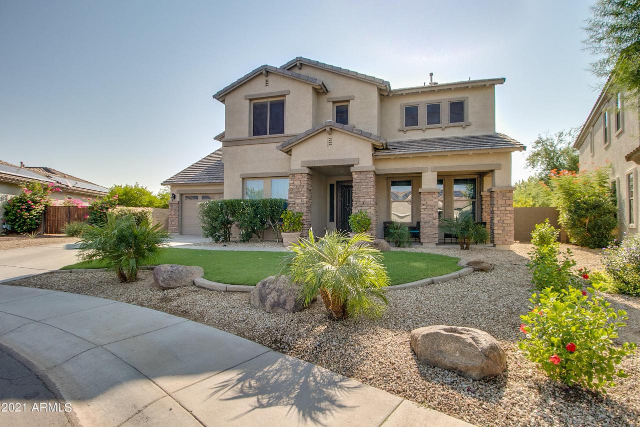10023 N Javelina Ct., Waddell, AZ 85355