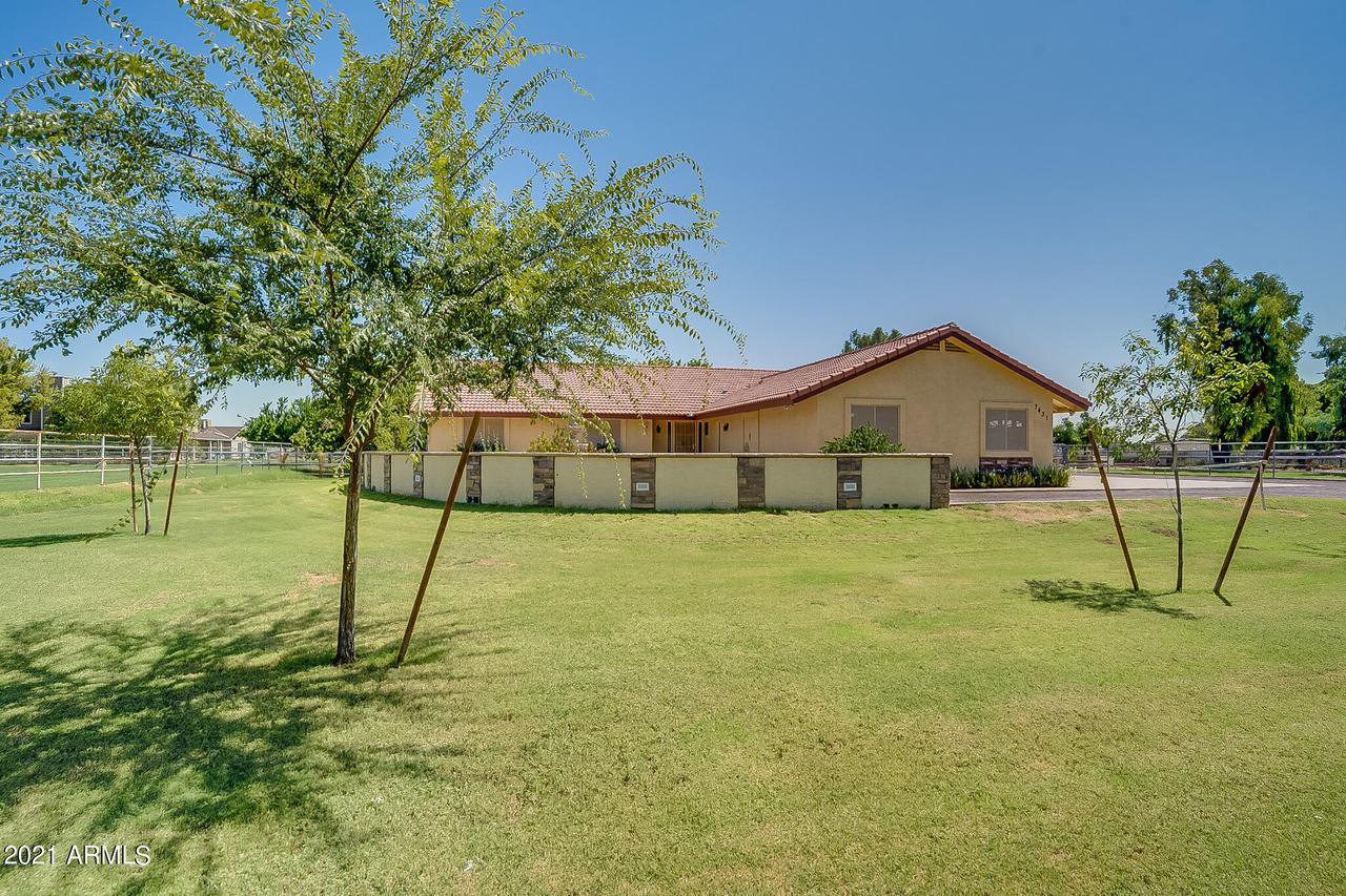 7431 N 175th Ave., Waddell, AZ 85355