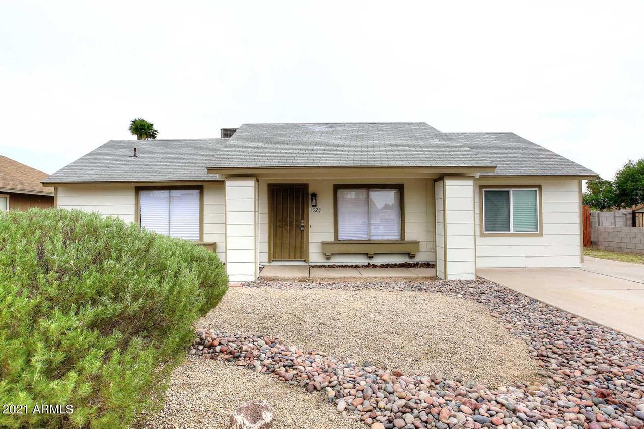 1323 W Hononegh Dr., Phoenix, AZ 85027
