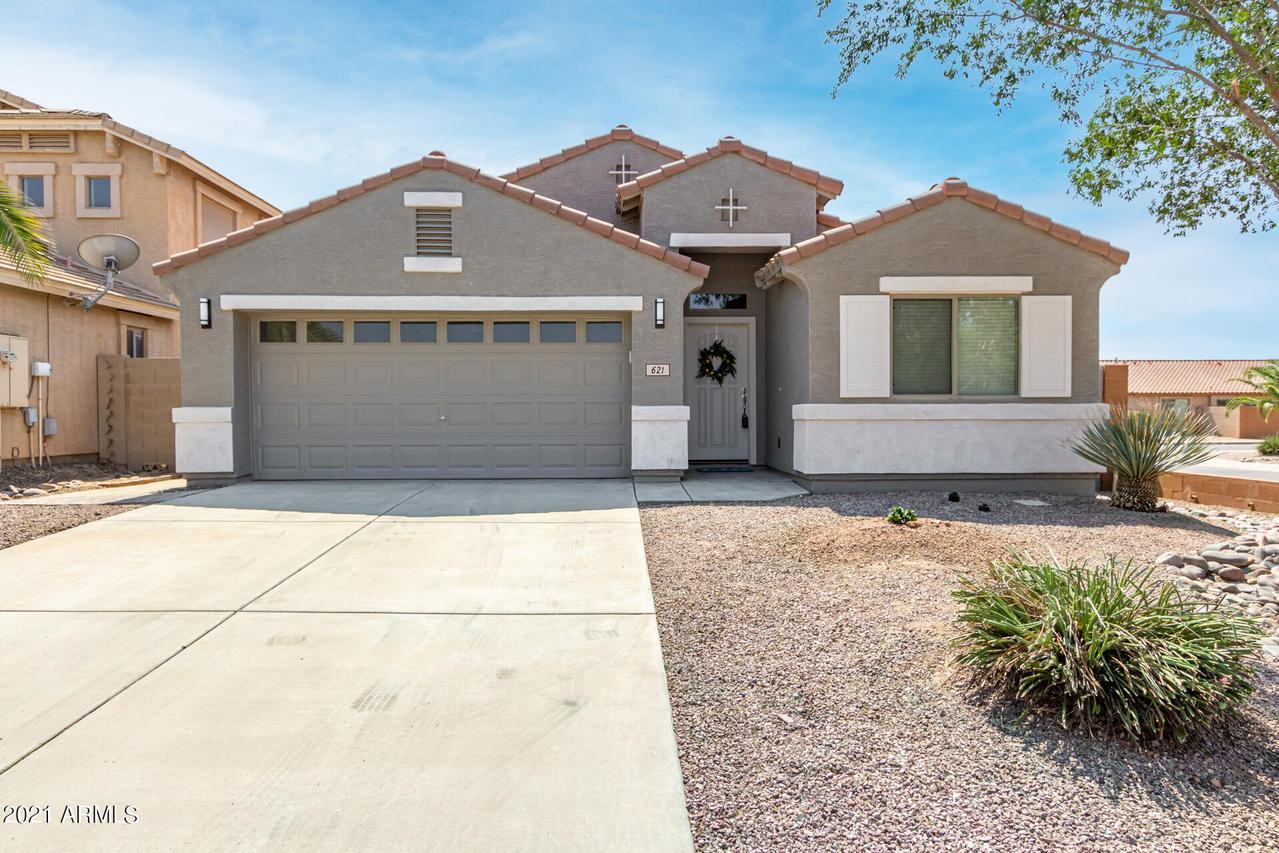 621 E Kelsi Ave., San Tan Valley, AZ 85140