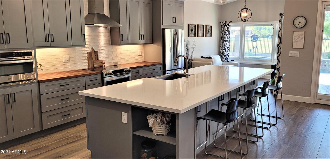 1326 E Friess Dr., Phoenix, AZ 85022